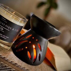 BLACK AMBER & LAVENDER